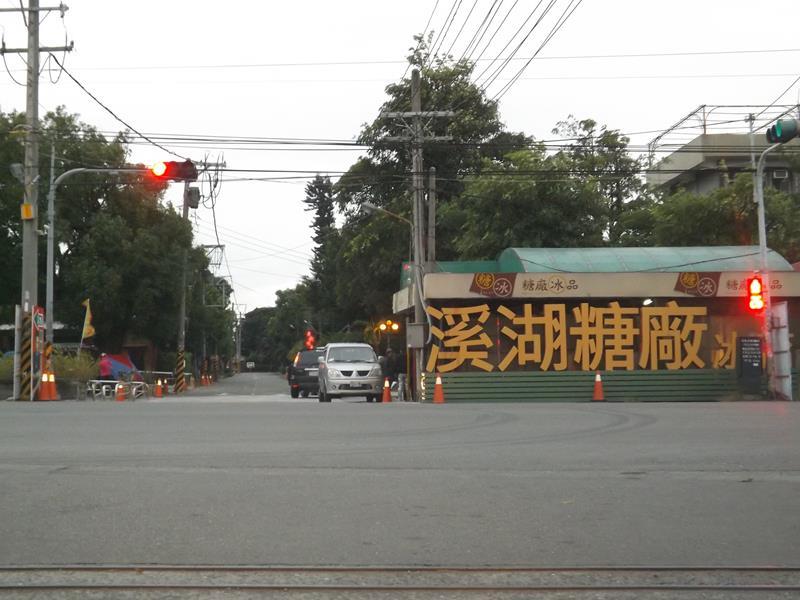 溪湖糖廠冰店大門