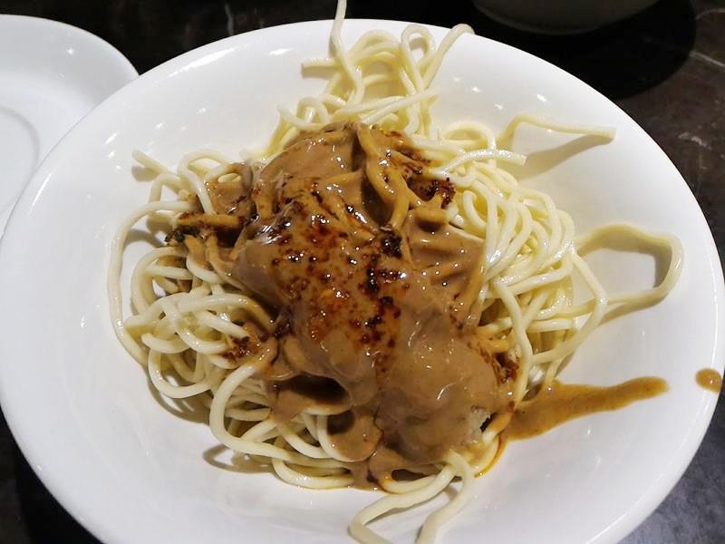 這是麻辣涼麵