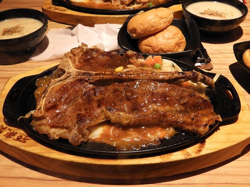 孫東寶牛排的丁骨牛排