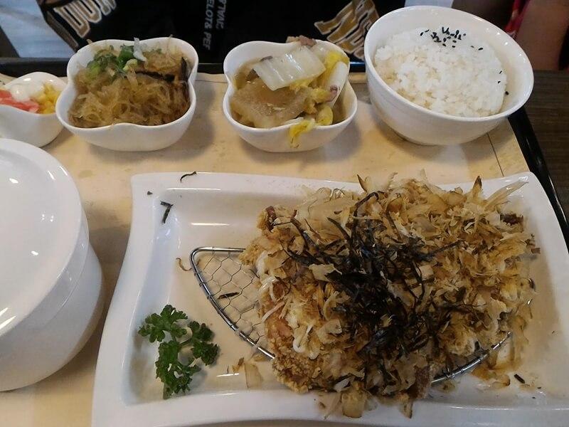去骨和風腿排套餐
