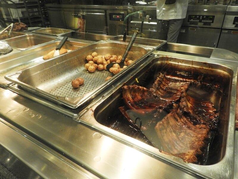 瑞典烤肉丸、煙燻醬烤豬肋排