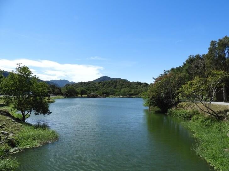 從拱橋上看出去的美景
