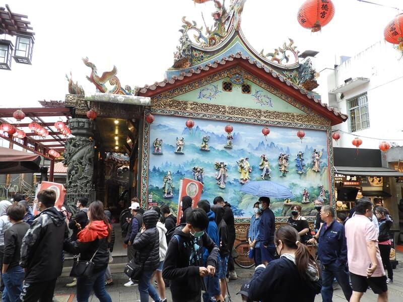 深坑老街中的集順廟