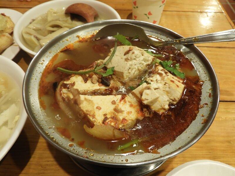 來深坑老街必吃的麻辣臭豆腐