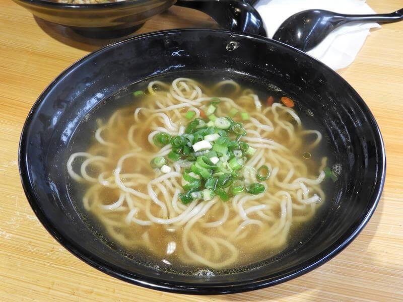 清燉牛肉湯麵 NT100 元　2022.3