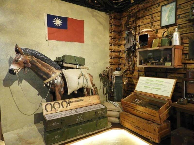 馬是緬甸、泰國當地常見的運輸工具