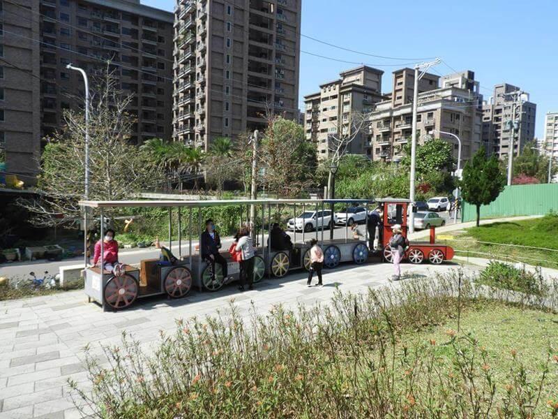 不知道幹嘛用的造型小火車