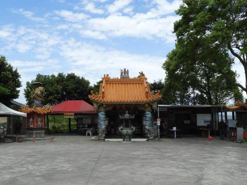 中庄調整池旁的福正宮