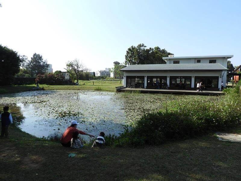 崙坪文化地景園區內的餐廳
