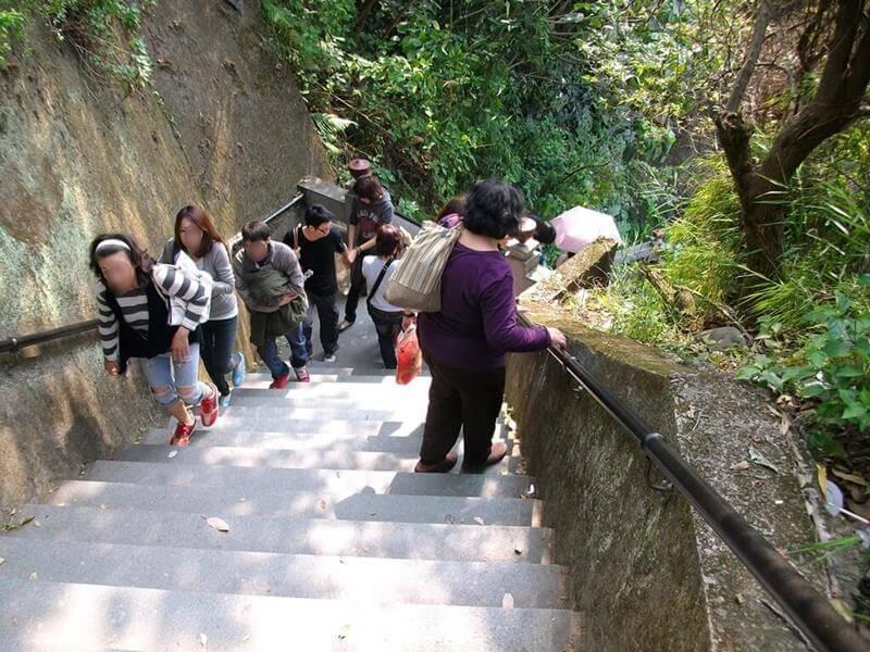旁邊走下去就是大溪橋