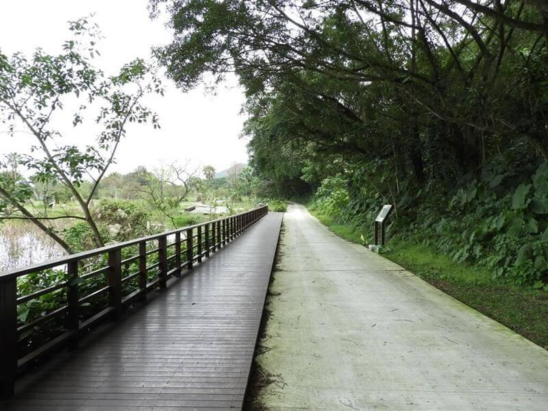 大溪山豬湖親水生態園區的步道
