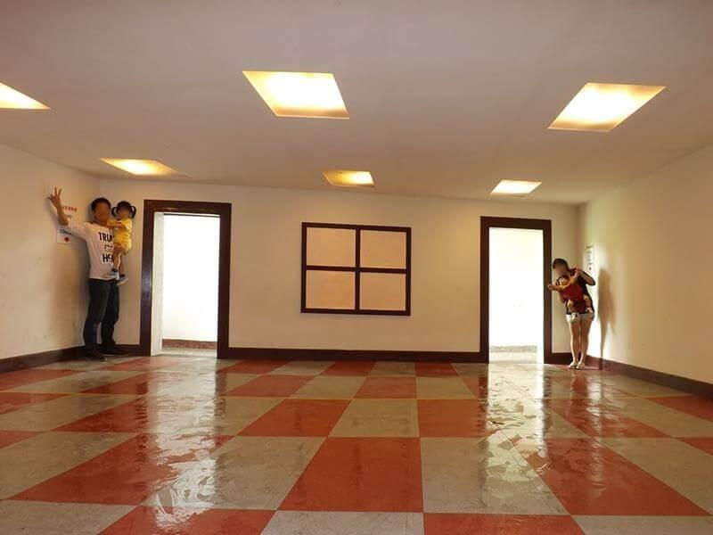 放大縮小屋
