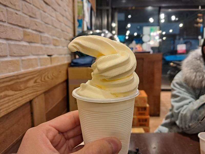 霜淇淋很好吃，夠濃郁