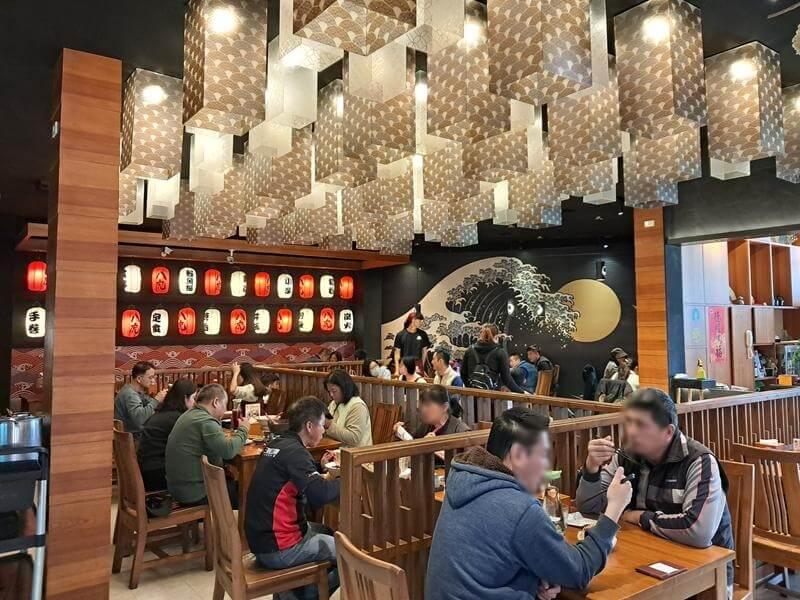 臺中八虎食堂大雅店用餐環境很讚
