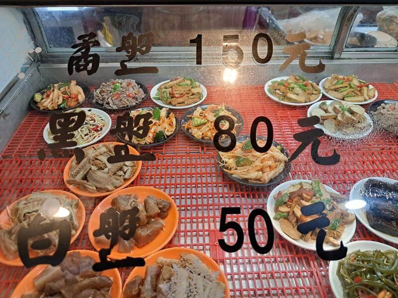 川都香牛肉麵（青昇店）小菜