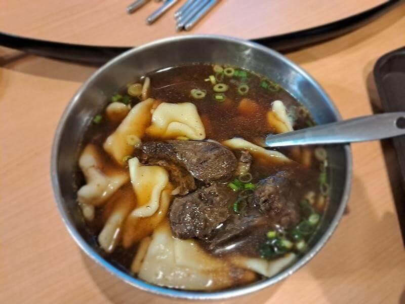 這是牛肉麵疙瘩